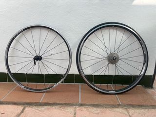 Llantas carretera Shimano RS100