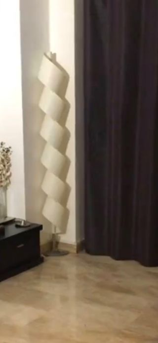 Lámpara pie diseño espiral