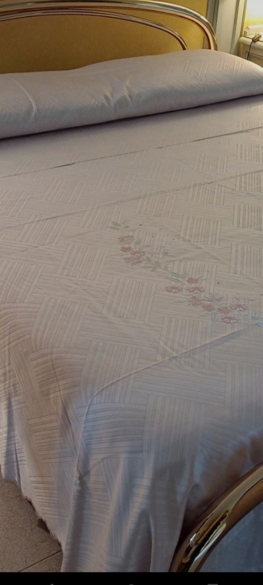 Copriletto matrimoniale rosa antico 270x260