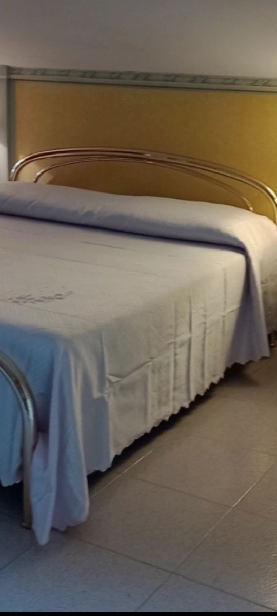 Copriletto matrimoniale rosa antico 270x260