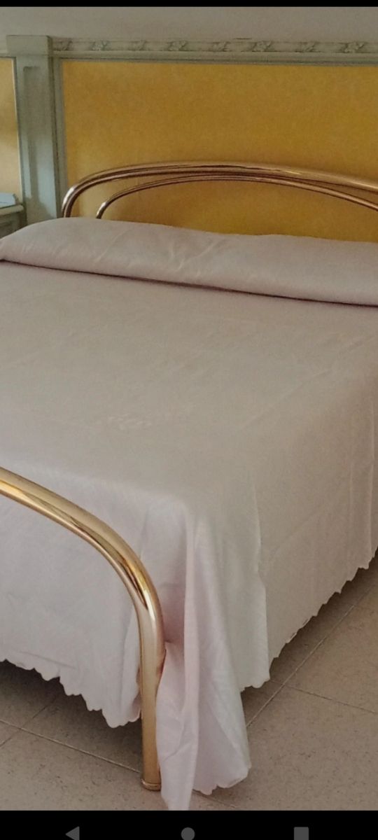 Copriletto matrimoniale rosa antico 270x260