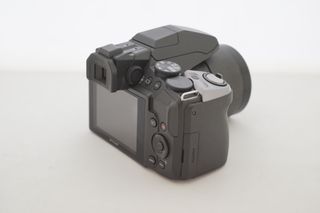 OLYMPUS STYLUS SP-100EE - 50x, de 24 a 1200mm.