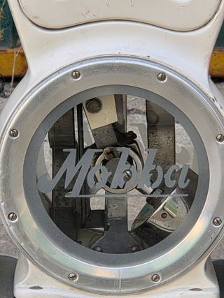 Báscula Mobba antigua esmaltada