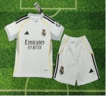 Equipaciones fútbol para tu equipo de amig@s.
