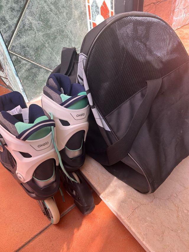 Patines Oxelo talla 40 seminuevos.