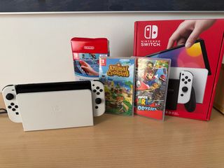 Nintendo Switch OLED blanca + 3 juegos