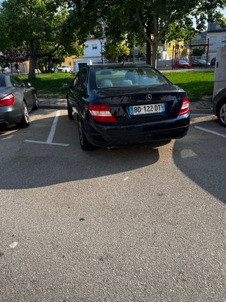 Mercedes-Benz 220 2008