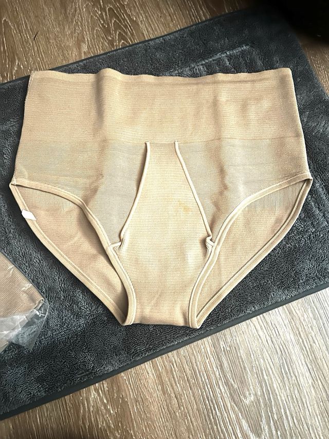 Mutande contenitive beige uomo