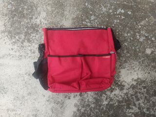 Bolso Skip Hop para silla de paseo rojo