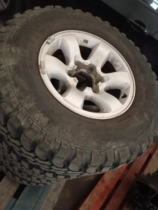 Llantas y ruedas Nissan Patrol GR