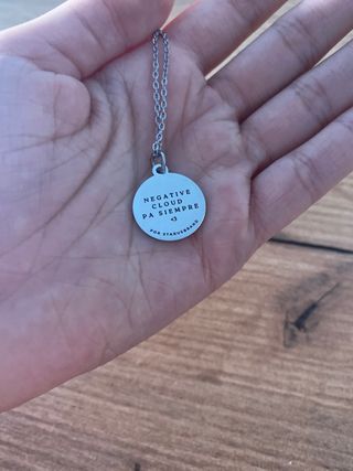 Collar plateado funzo y babyloud