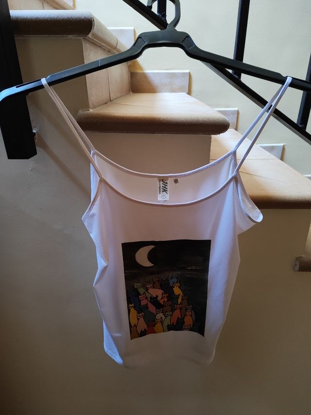 T-shirt con bretelle Cat