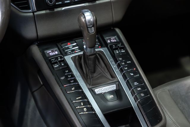 Porsche Macan 2016
