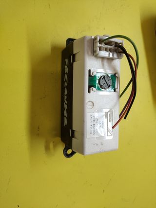 RELOJ DIGITAL SALPICADERO LAND ROVER FREELANDER