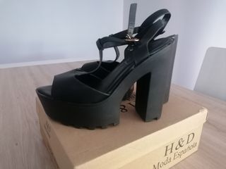 Zapatos tacón negro,en su caja original, número 36
