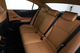 Lexus ES 300h Eco