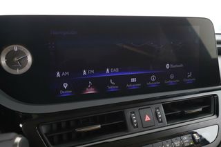 Lexus ES 300h Eco