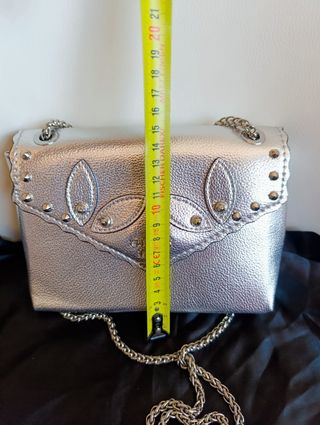 Bolso Guess convertible con cadenita 