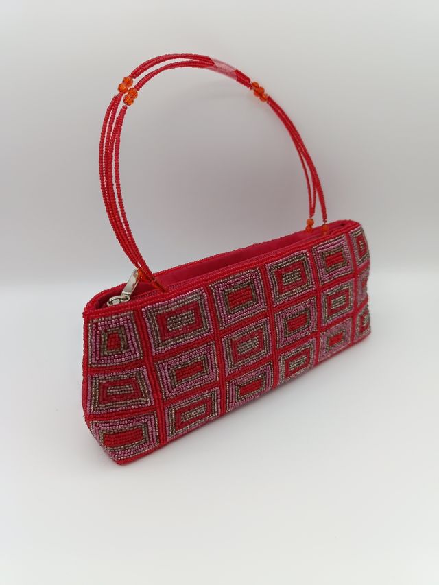 Bolso rojo para boda