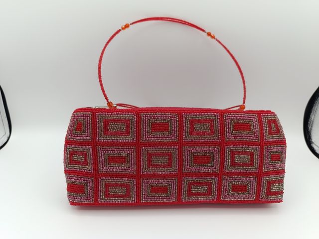 Bolso rojo para boda