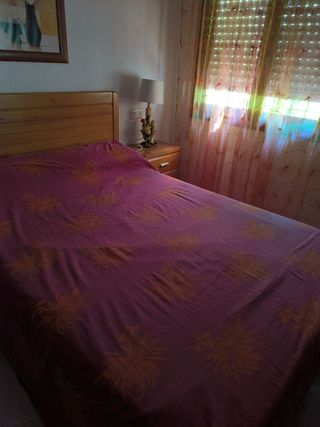 Edredón reversible y cortinas 