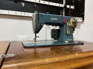 Máquina coser Sigma antigua
se admiten ofertas 