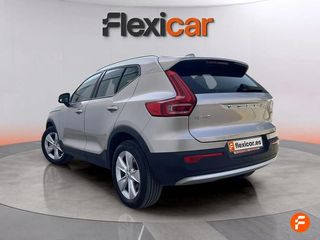 Volvo XC40 2.0 B3 G Core Auto