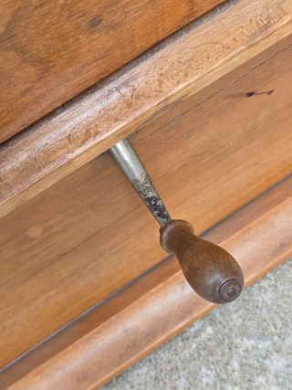 Gramola antigua Suiza - Madera