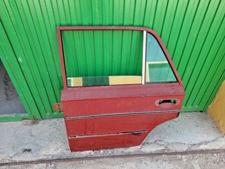 SEAT 124 1430 Puerta trasera izda