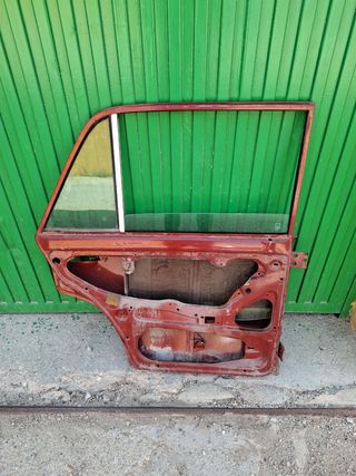 SEAT 124 1430 Puerta trasera izda