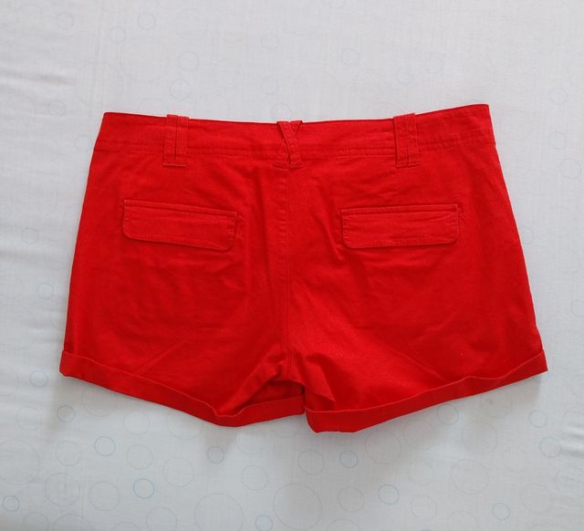 Pantalón corto/Short rojo mujer - Talla 40