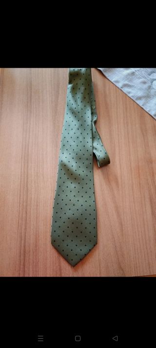 Cravatta seta verde oliva - punti neri