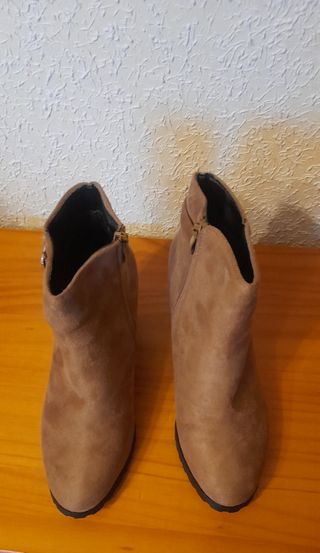Botines Venca camel 37