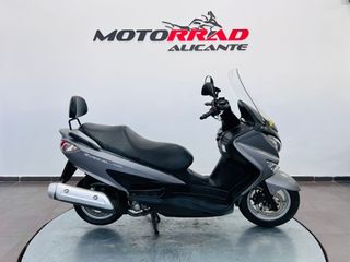 SUZUKI BURGMAN 200