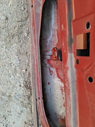 SEAT 124 1430 puerta trasera derecha 