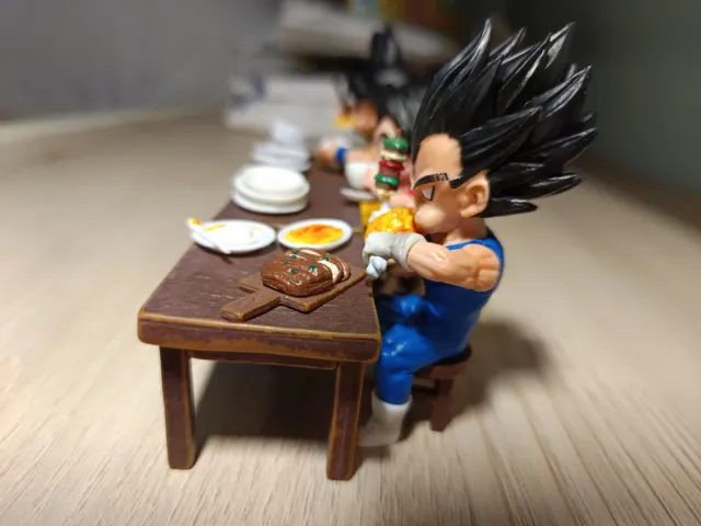 Figuras Goku, Krilin y Vegeta