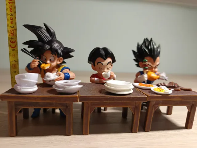Figuras Goku, Krilin y Vegeta