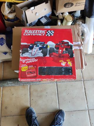Scalextric Compact 1:43