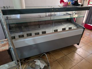 Vitrina refrigerada 2m - mostrador