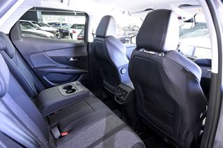 Peugeot 3008 Hybrid   225 eEAT8 GT 