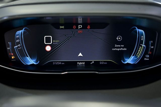 Peugeot 3008 Hybrid   225 eEAT8 GT 