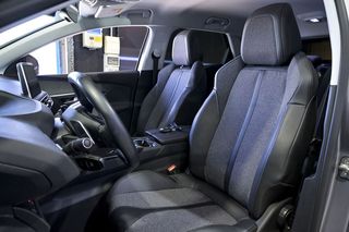 Peugeot 3008 Hybrid   225 eEAT8 GT 