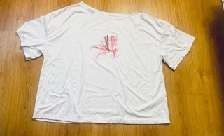 Camiseta oversize - Flor