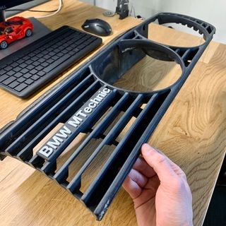 BMW M Technic emblema frontal