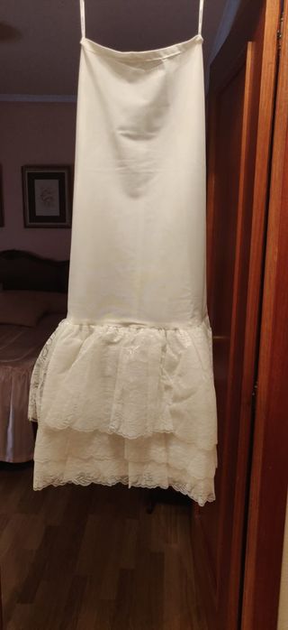 Vestido novia Rosa Clará beige