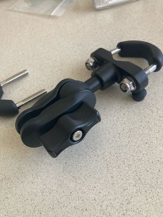 Soporte manillar moto RAM