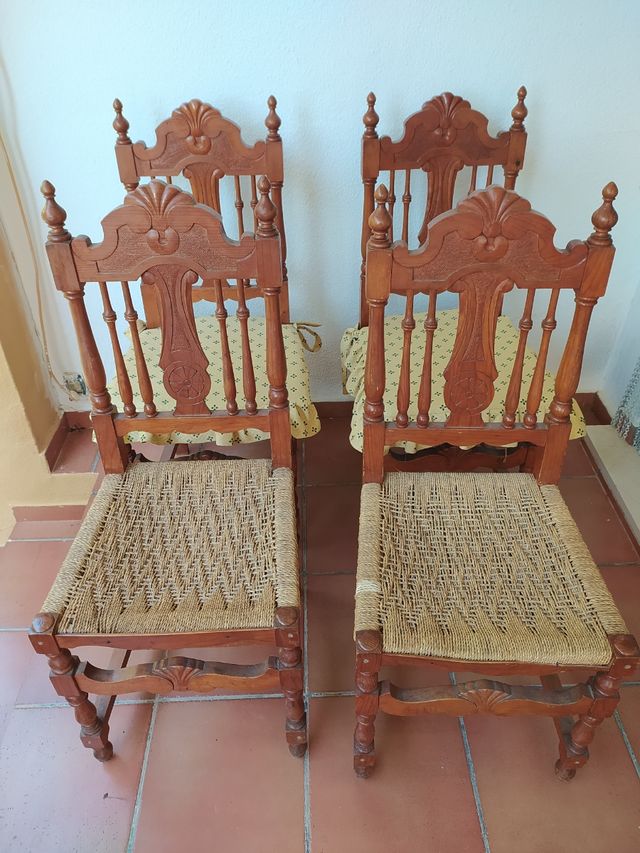 4 Sillas madera estilo rústico
