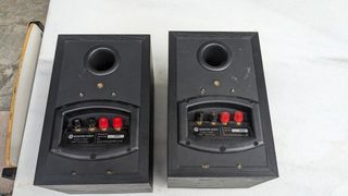 Altavoces Monitor Audio B1 negros