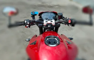 Triumph Street Triple RS 765