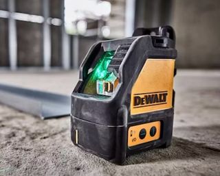 Nivel láser Dewalt verde